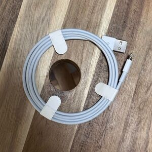 Apple Lightning to USB Cable (1m) - iPhone iPad Charging Cord NEW